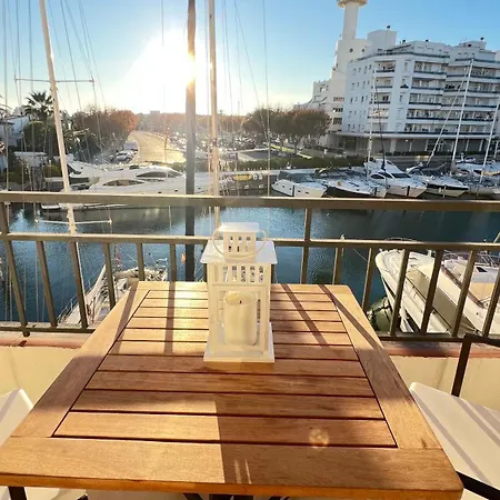 Estudio Frente Al Canal Con Terraza Empuriabrava