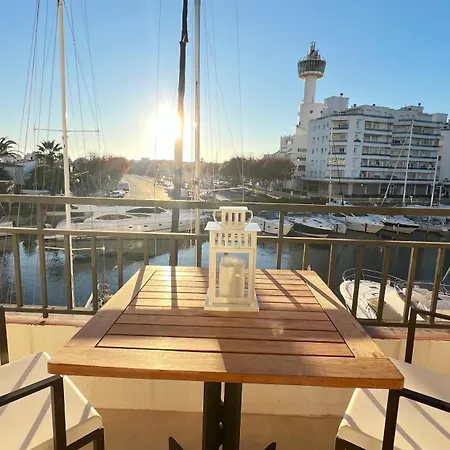 Estudio Frente Al Canal Con Terraza Apartment Empuriabrava