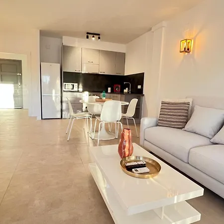 Estudio Frente Al Canal Con Terraza Apartment