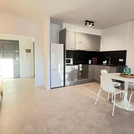 Estudio Frente Al Canal Con Terraza Empuriabrava